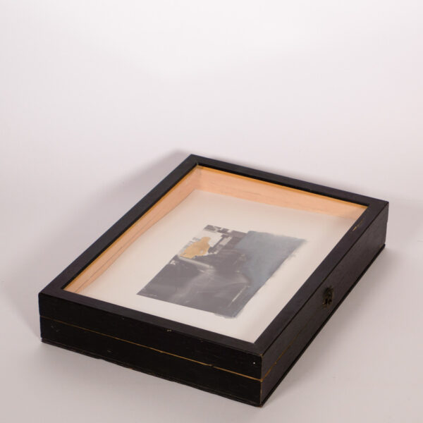 suezo, showcase, 2017, 18 overpainted photographs, handcrafted double frame shadow box, 32 x 23,3 x 5,5 cm