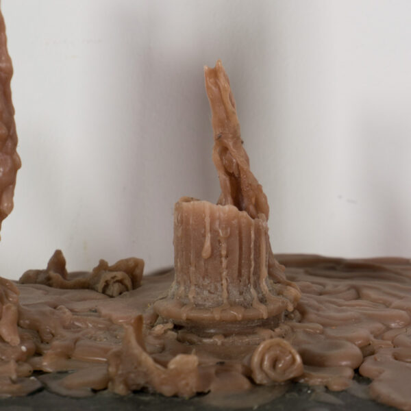 Suezo, Decadence, 2017, wax on wood, 27 x 67 x 21,5 cm, detail