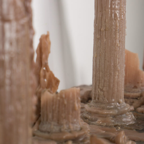 Suezo, Decadence, 2017, wax on wood, 27 x 67 x 21,5 cm, detail